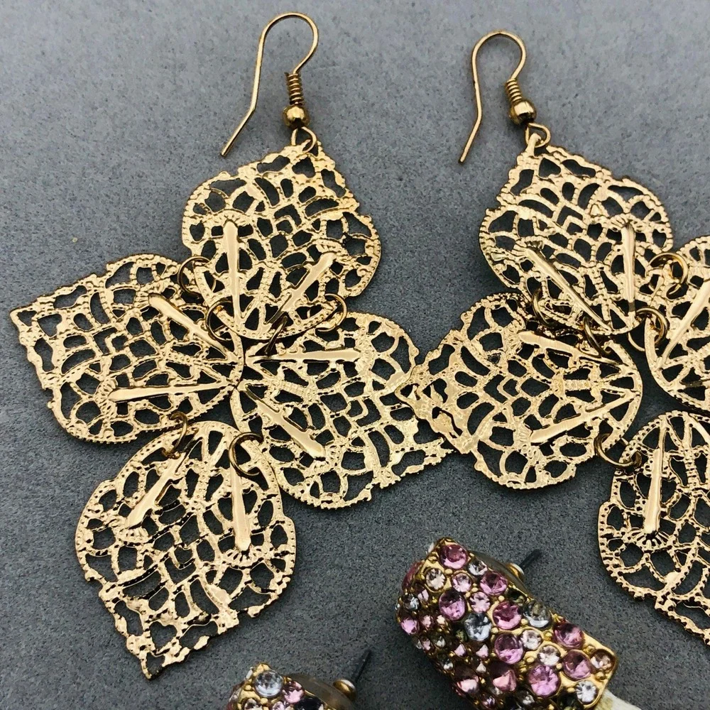 Dangle Earrings Set 2 Pair Gold‎ Tone Chandelier Pink Rhinestone White Tassel